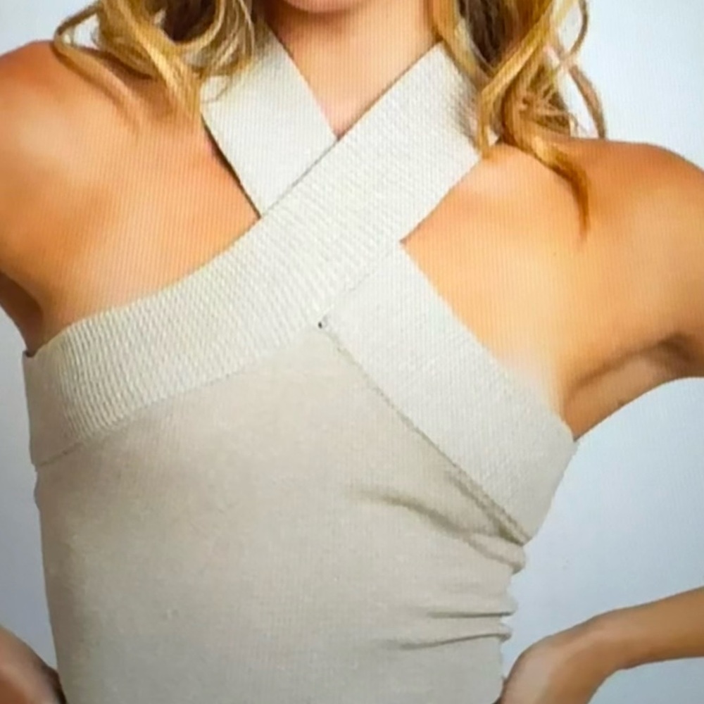 Le Lis Tan Gold Criss Cross Bodysuit - Picture 3 of 4